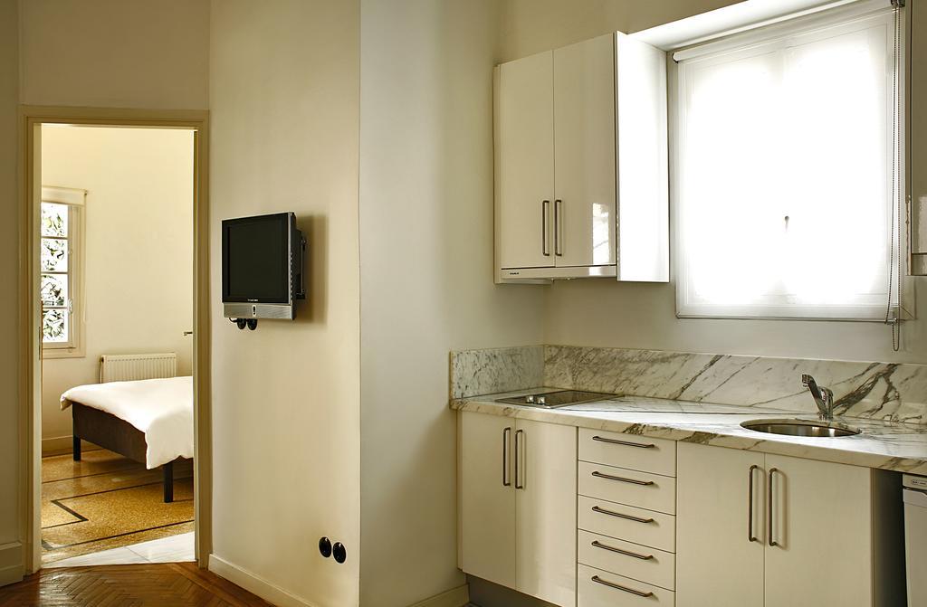 Bauhaus Building With Green Roof Top Terrace - Ep16 Apartment Atena Exterior foto